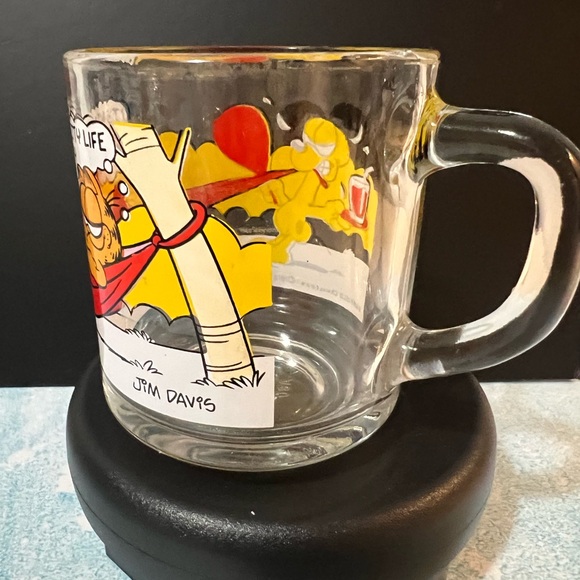 Vintage 1978 United Feature Syndicate, Jim Davis Garfield Glass Mug McDonald’s - Picture 2 of 9